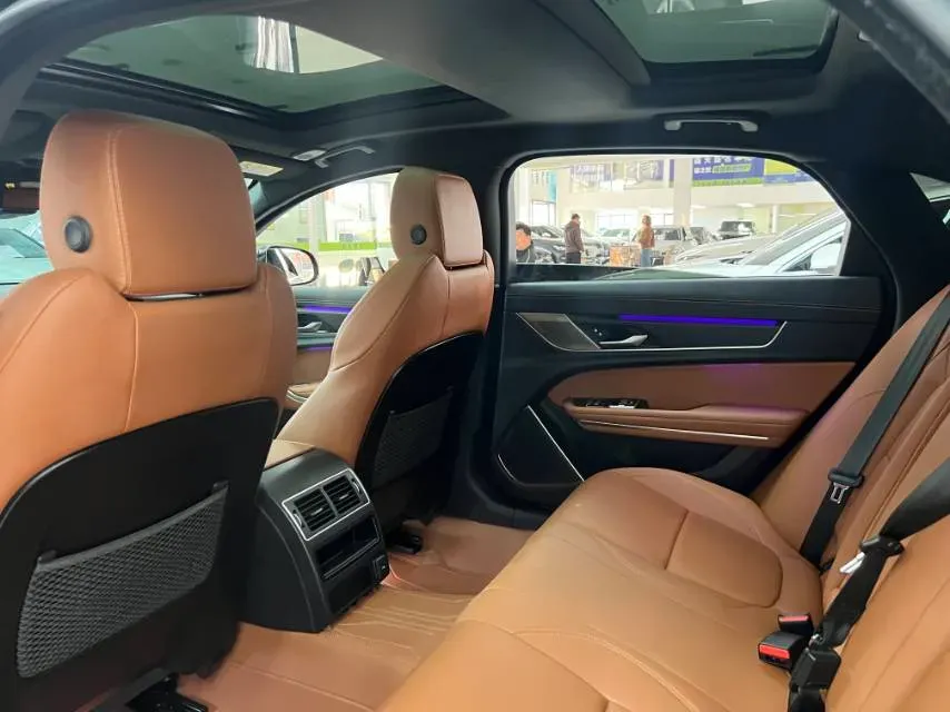 2022 Jaguar XFL 2.0T 250HP L4 8AT,autocango,china used car exporter,china ev exporter,chinese used car exporter,chinese used ev exporter