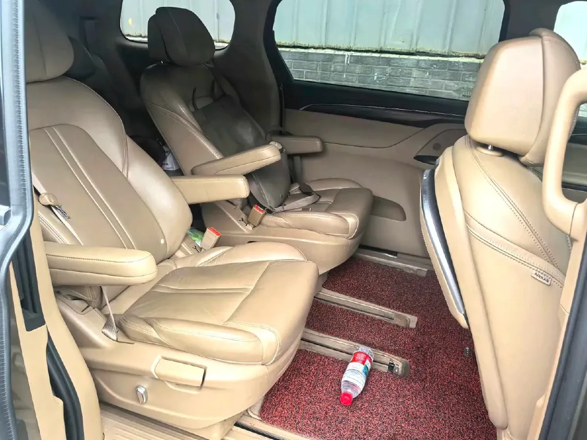 2020 Buick GL8 2.0T 237HP L4 9AT,autocango,china used car exporter,china ev exporter,chinese used car exporter,chinese used ev exporter