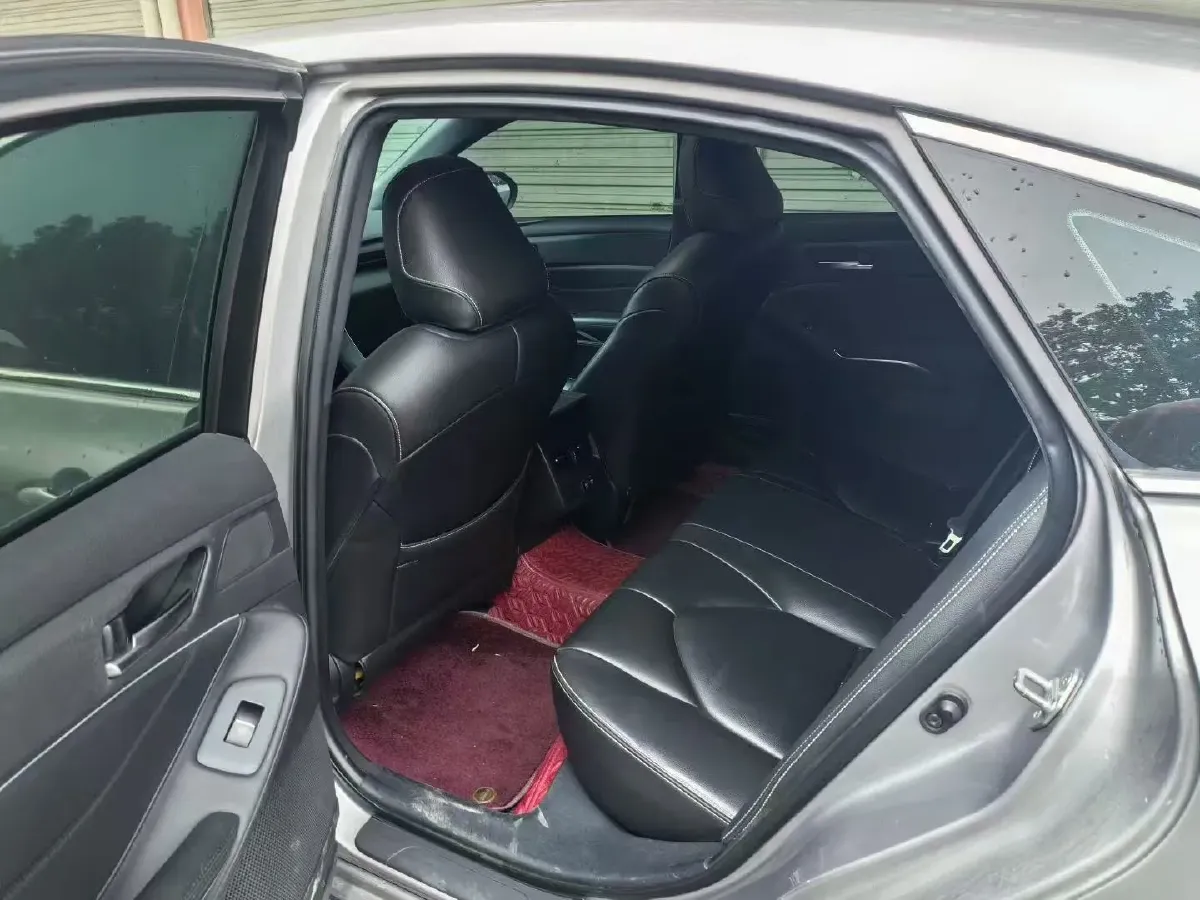 2019 Toyota Avalon 2.5L 209HP L4 8AT,autocango,china used car exporter,china ev exporter,chinese used car exporter,chinese used ev exporter