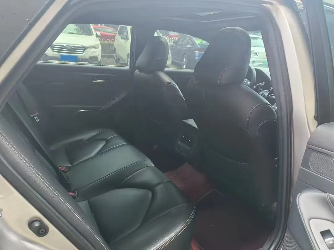 2019 Toyota Avalon 2.5L 209HP L4 8AT,autocango,china used car exporter,china ev exporter,chinese used car exporter,chinese used ev exporter