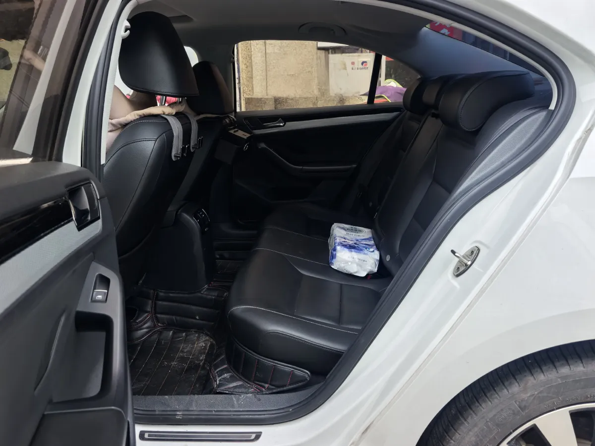 2017 Volkswagen Sagitar 1.2T 110HP L4 7DCT,autocango,china used car exporter,china ev exporter,chinese used car exporter,chinese used ev exporter