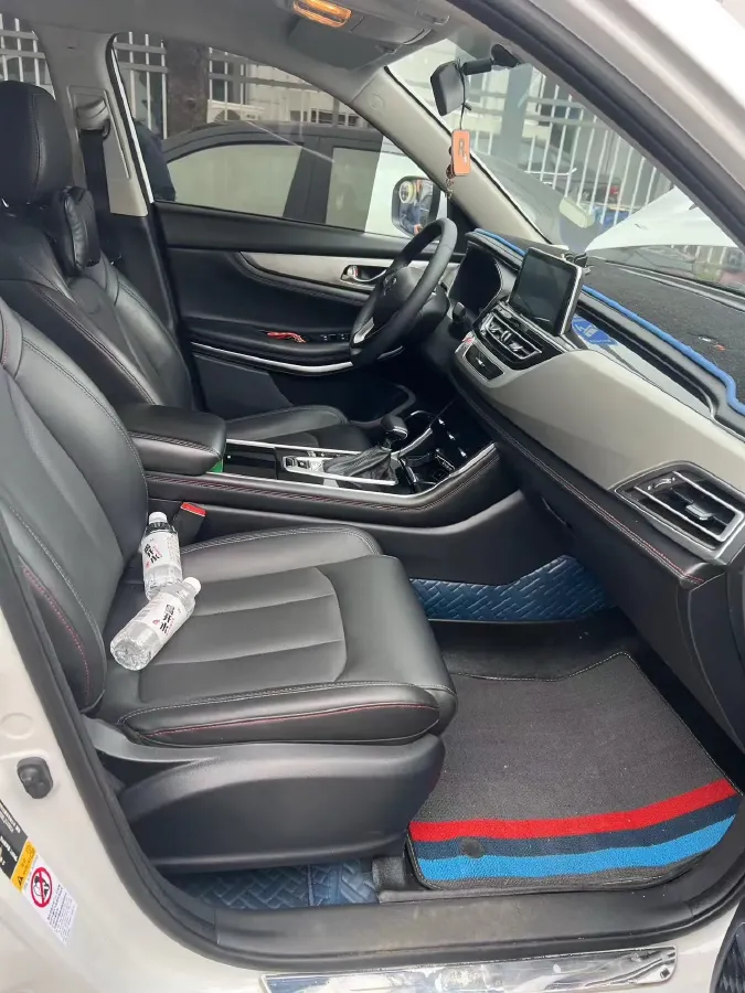 2020 ChangAn CS75 Plus 1.5T 178HP L4 6AT,autocango,china used car exporter,china ev exporter,chinese used car exporter,chinese used ev exporter