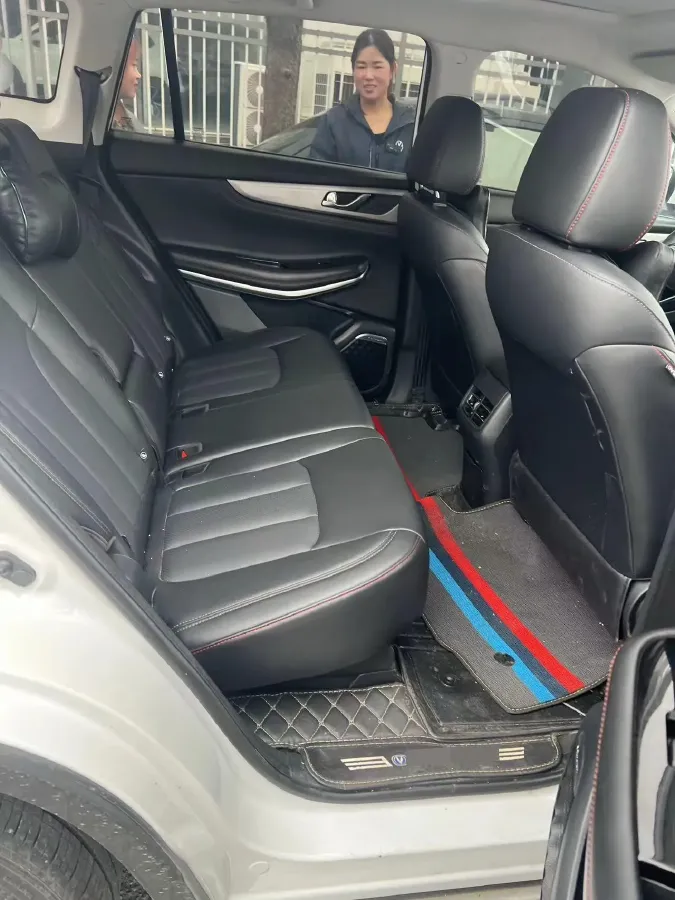 2020 ChangAn CS75 Plus 1.5T 178HP L4 6AT,autocango,china used car exporter,china ev exporter,chinese used car exporter,chinese used ev exporter