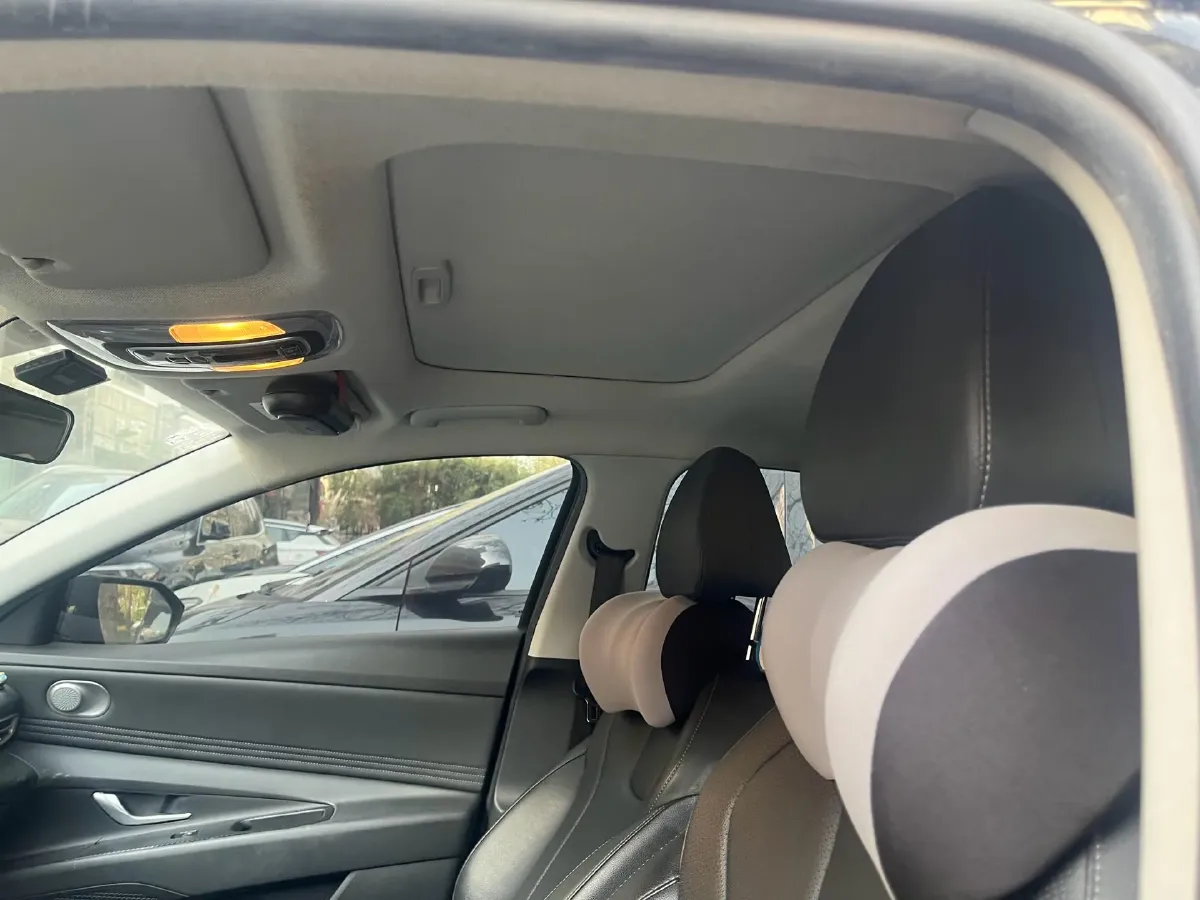 2021 Hyundai Elantra 1.5L 115HP L4 CVT,autocango,china used car exporter,china ev exporter,chinese used car exporter,chinese used ev exporter