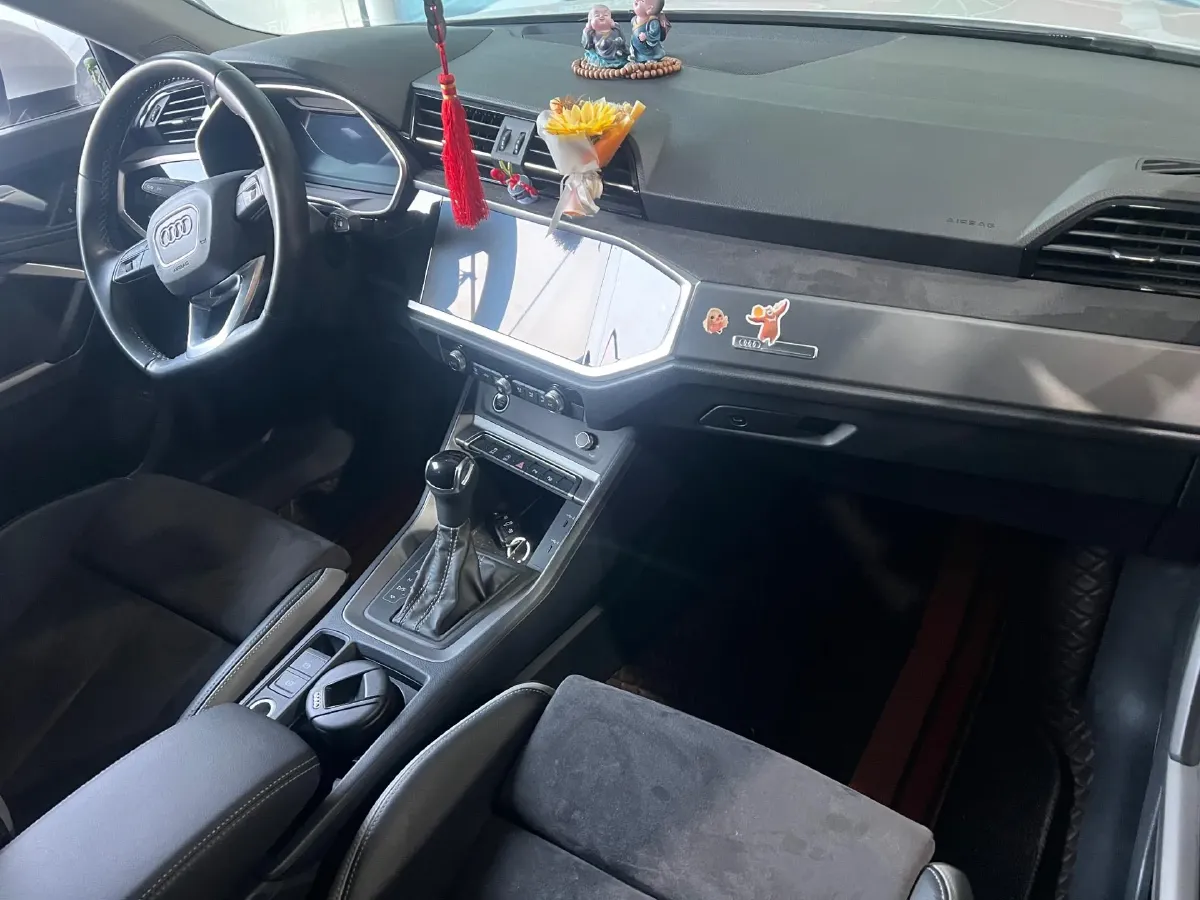 2022 Audi Q3 1.4T 150HP L4 7DCT,autocango,china used car exporter,china ev exporter,chinese used car exporter,chinese used ev exporter