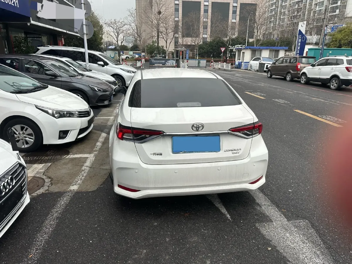 2021 Toyota Corolla 1.2T 116HP L4 CVT,autocango,china used car exporter,china ev exporter,chinese used car exporter,chinese used ev exporter
