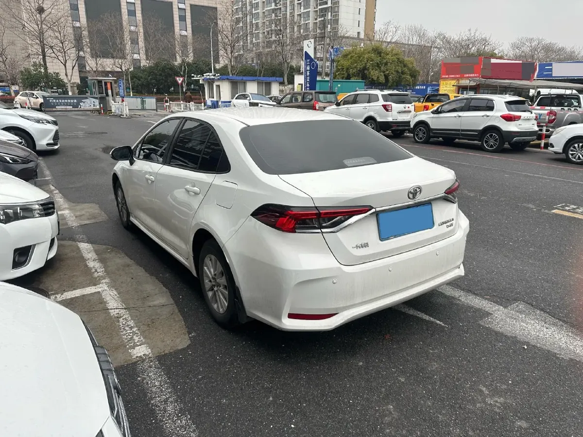 2021 Toyota Corolla 1.2T 116HP L4 CVT,autocango,china used car exporter,china ev exporter,chinese used car exporter,chinese used ev exporter