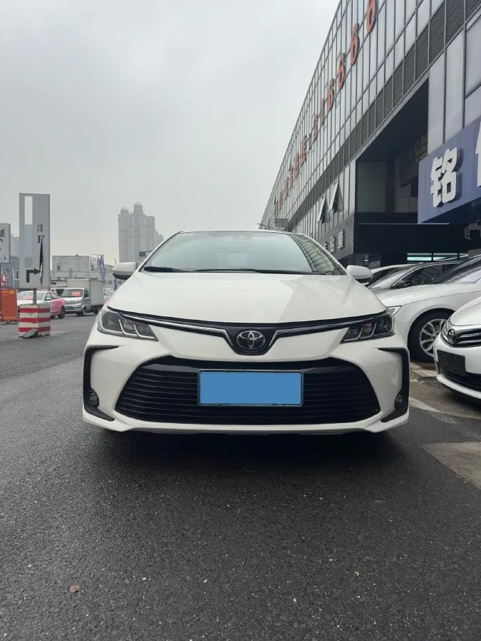 2021 Toyota Corolla 1.2T 116HP L4 CVT,autocango,china used car exporter,china ev exporter,chinese used car exporter,chinese used ev exporter