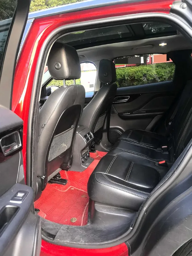 2018 Jaguar F-PACE 2.0T 250HP L4 8AT,autocango,china used car exporter,china ev exporter,chinese used car exporter,chinese used ev exporter