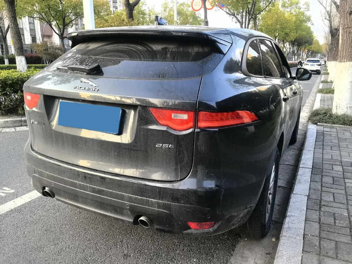 2018 Jaguar F-PACE 2.0T 250HP L4 8AT,autocango,china used car exporter,china ev exporter,chinese used car exporter,chinese used ev exporter