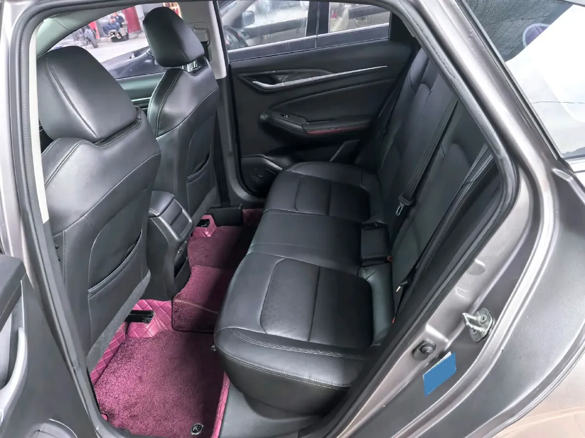 2020 ChangAn Eado 1.6L 128HP L4 5MT,autocango,china used car exporter,china ev exporter,chinese used car exporter,chinese used ev exporter