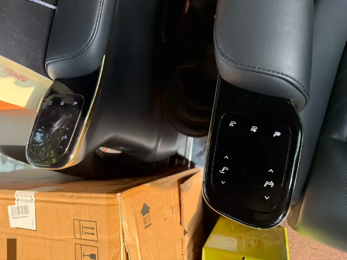 2023 GAC Trumpchi M8 2.0T 252HP L4 8AT,autocango,china used car exporter,china ev exporter,chinese used car exporter,chinese used ev exporter