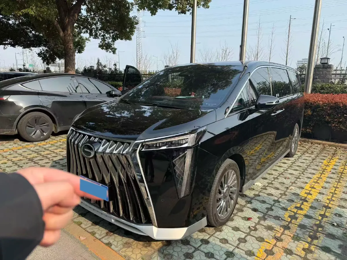 2023 GAC Trumpchi M8 2.0T 252HP L4 8AT,autocango,china used car exporter,china ev exporter,chinese used car exporter,chinese used ev exporter