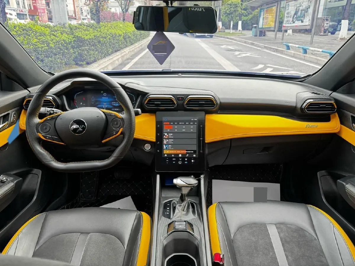 2023 DongFeng Aeolus YiXuan 1.5T 197HP L4 6DCT,autocango,china used car exporter,china ev exporter,chinese used car exporter,chinese used ev exporter