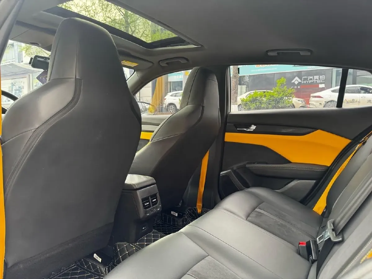 2023 DongFeng Aeolus YiXuan 1.5T 197HP L4 6DCT,autocango,china used car exporter,china ev exporter,chinese used car exporter,chinese used ev exporter