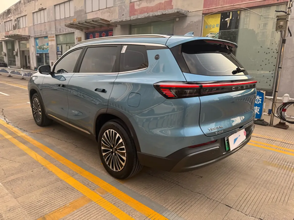 2022 HongQi E-QM5 BEV 54KWH,autocango,china used car exporter,china ev exporter,chinese used car exporter,chinese used ev exporter