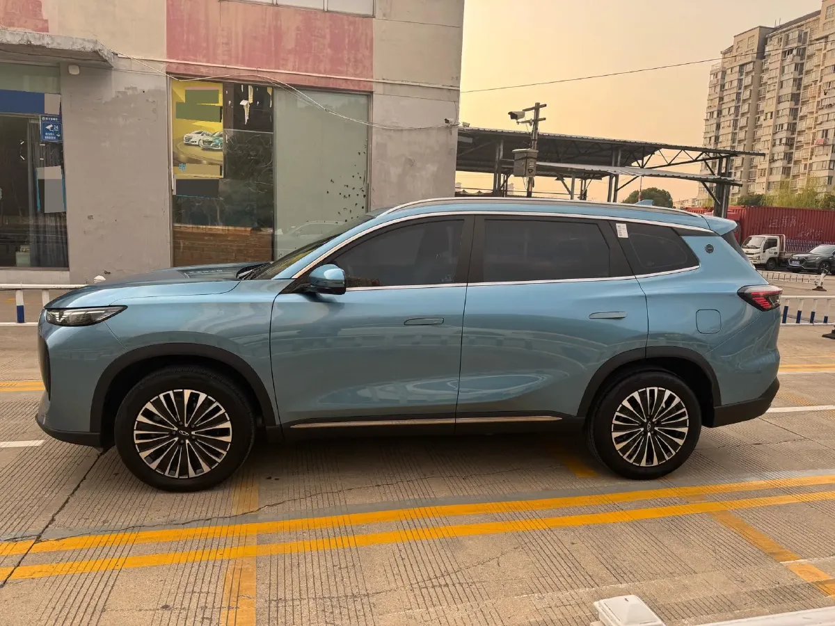 2022 HongQi E-QM5 BEV 54KWH,autocango,china used car exporter,china ev exporter,chinese used car exporter,chinese used ev exporter