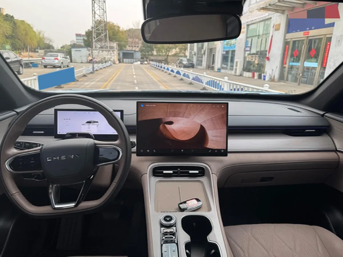 2022 HongQi E-QM5 BEV 54KWH,autocango,china used car exporter,china ev exporter,chinese used car exporter,chinese used ev exporter