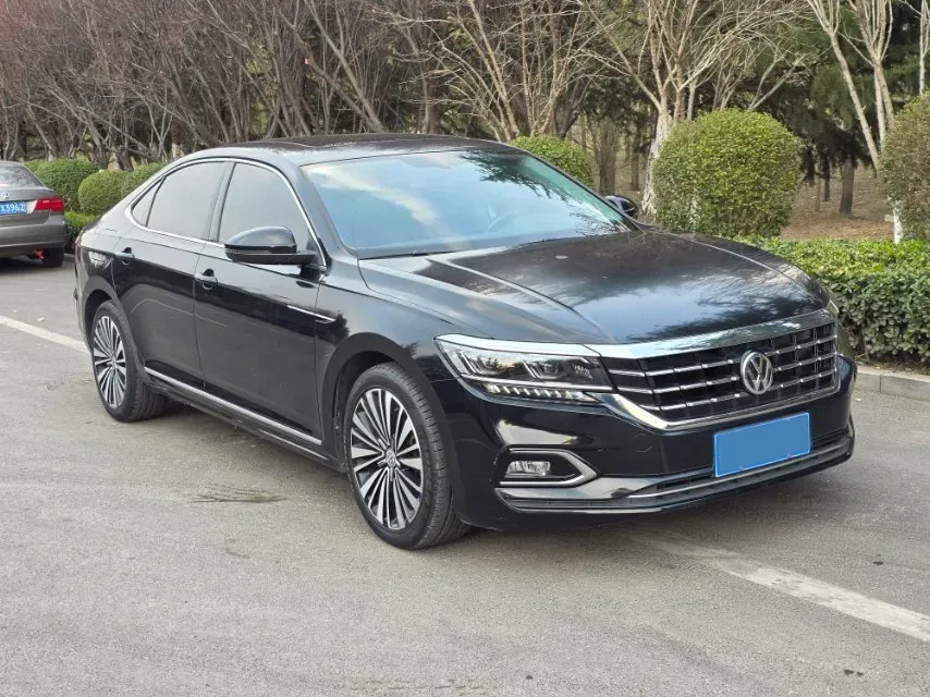 2020 Volkswagen Passat 2.0T 186HP L4 7DCT,autocango,china used car exporter,china ev exporter,chinese used car exporter,chinese used ev exporter