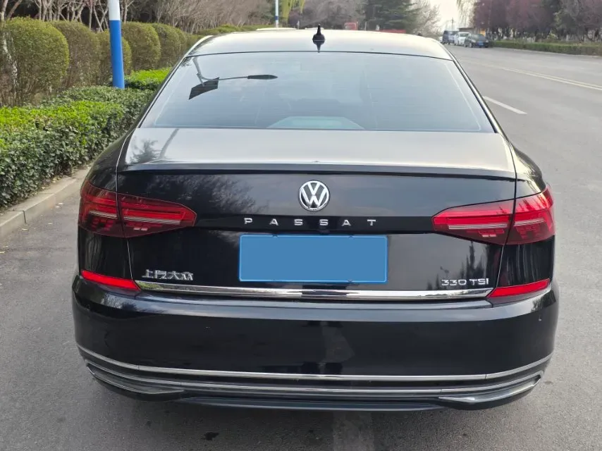 2020 Volkswagen Passat 2.0T 186HP L4 7DCT,autocango,china used car exporter,china ev exporter,chinese used car exporter,chinese used ev exporter