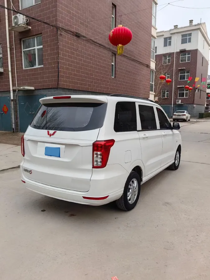 2019 WuLing HongGuang V 1.5L 99HP L4 6MT,autocango,china used car exporter,china ev exporter,chinese used car exporter,chinese used ev exporter