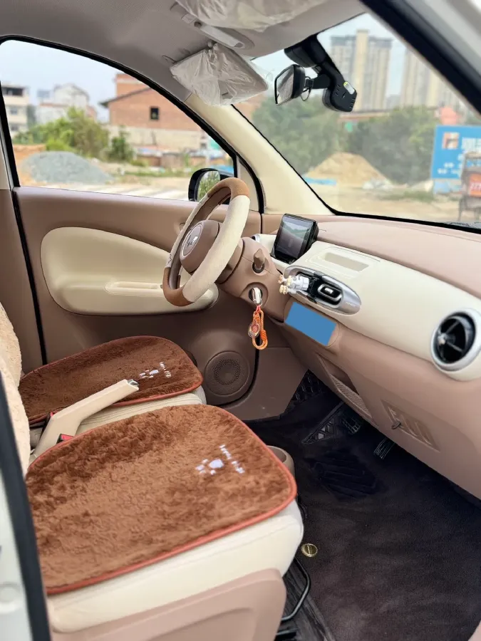 2025 WuLing HongGuang MINI EV BEV 16.2KWH,autocango,china used car exporter,china ev exporter,chinese used car exporter,chinese used ev exporter