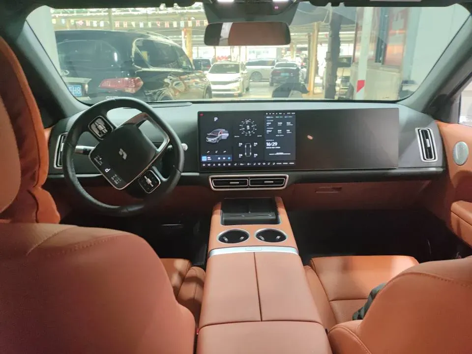 2024 Li L6 Range Extended 154HP L4 REEV 36.8KWH,autocango,china used car exporter,china ev exporter,chinese used car exporter,chinese used ev exporter