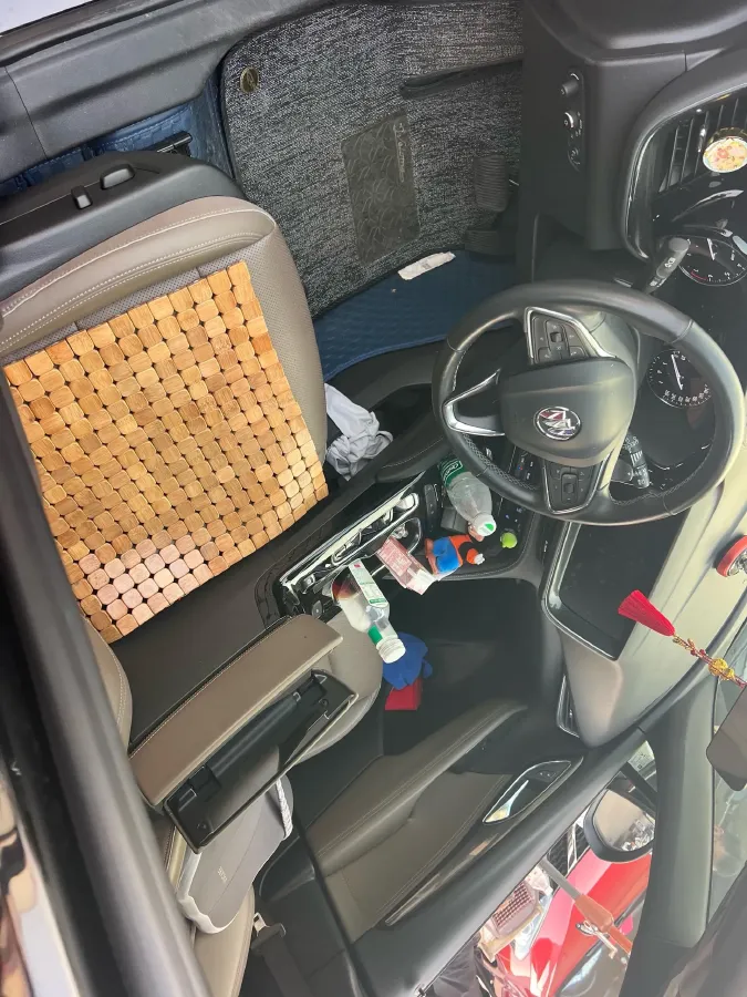 2022 Buick EnvisionPlus 2.0T 237HP L4 9AT,autocango,china used car exporter,china ev exporter,chinese used car exporter,chinese used ev exporter