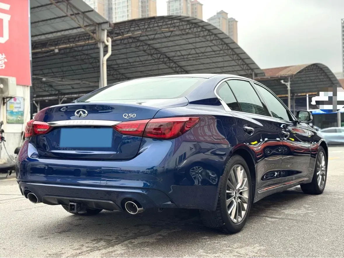 2018 Jeep Grand Commander 2.0T 265HP L4 9AT,autocango,china used car exporter,china ev exporter,chinese used car exporter,chinese used ev exporter