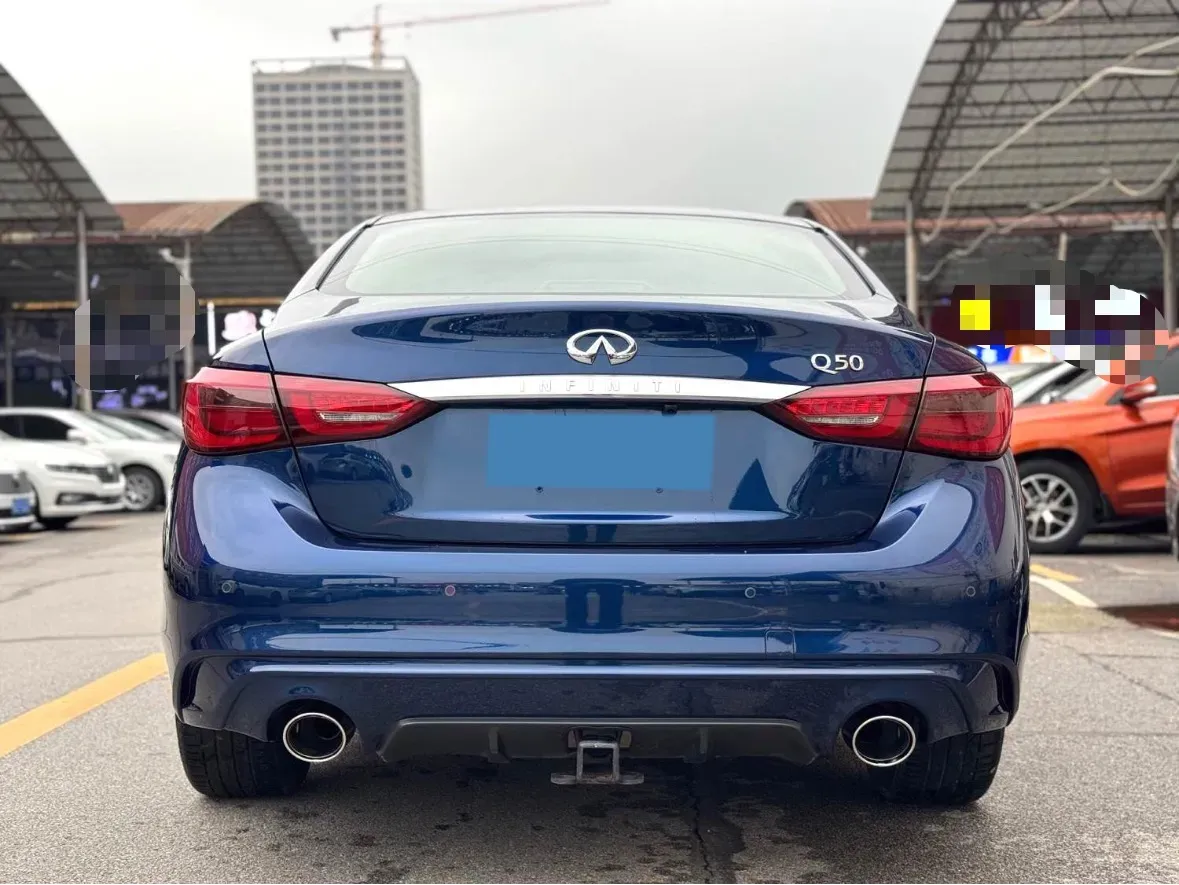 2018 Jeep Grand Commander 2.0T 265HP L4 9AT,autocango,china used car exporter,china ev exporter,chinese used car exporter,chinese used ev exporter