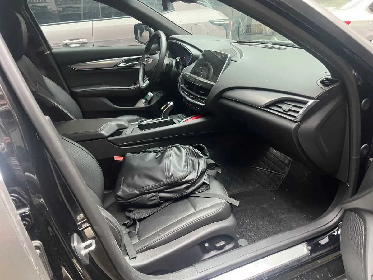 2022 Cadillac CT5 2.0T 237HP L4 10AT,autocango,china used car exporter,china ev exporter,chinese used car exporter,chinese used ev exporter