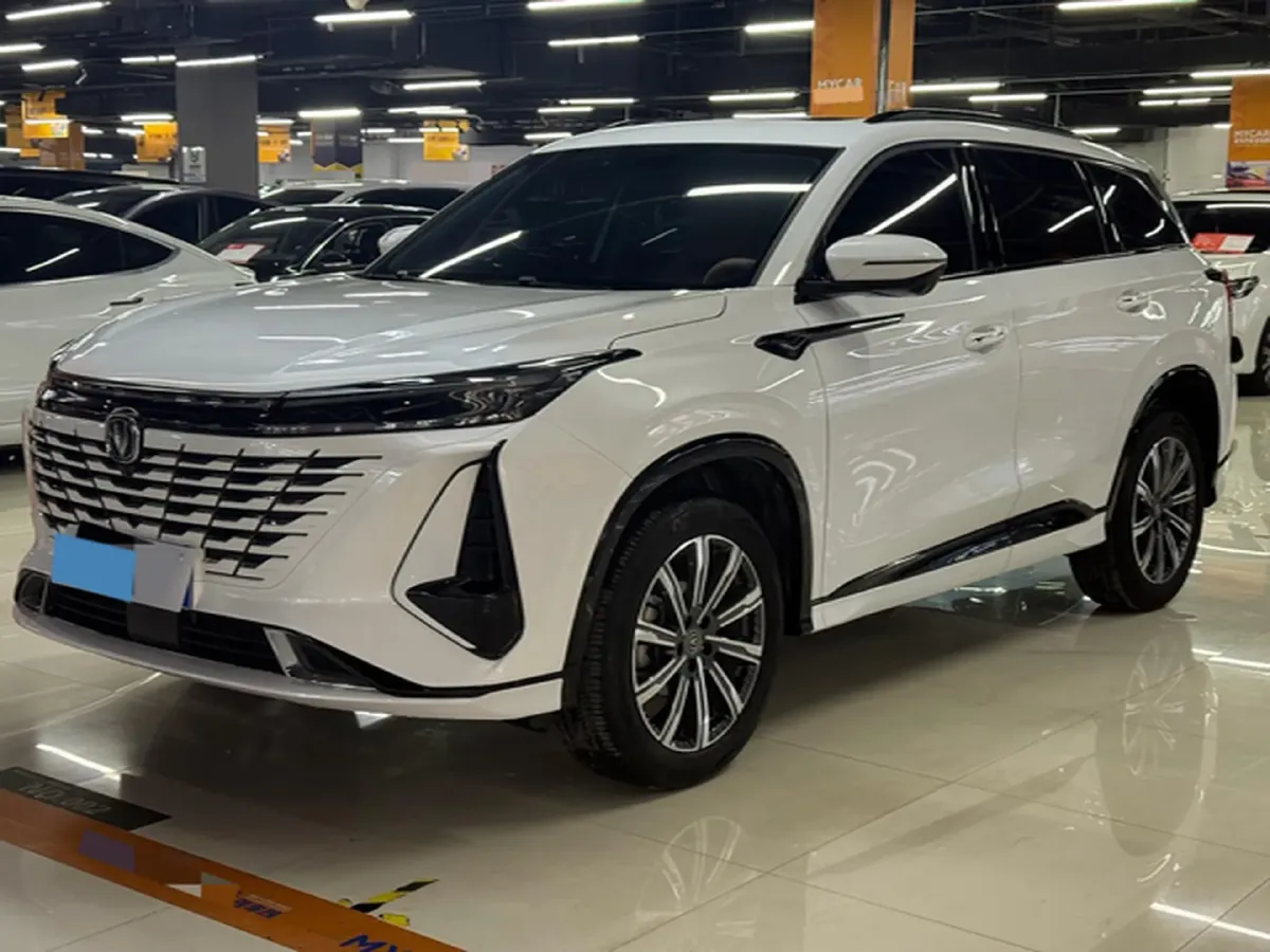 2023 ChangAn CS75 Plus 1.5T 188HP L4 8AT,autocango,china used car exporter,china ev exporter,chinese used car exporter,chinese used ev exporter