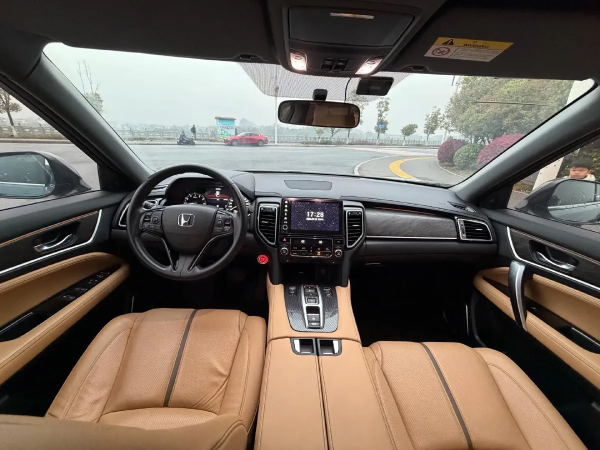 2020 Honda UR-V 2.0T 272HP L4 9AT,autocango,china used car exporter,china ev exporter,chinese used car exporter,chinese used ev exporter