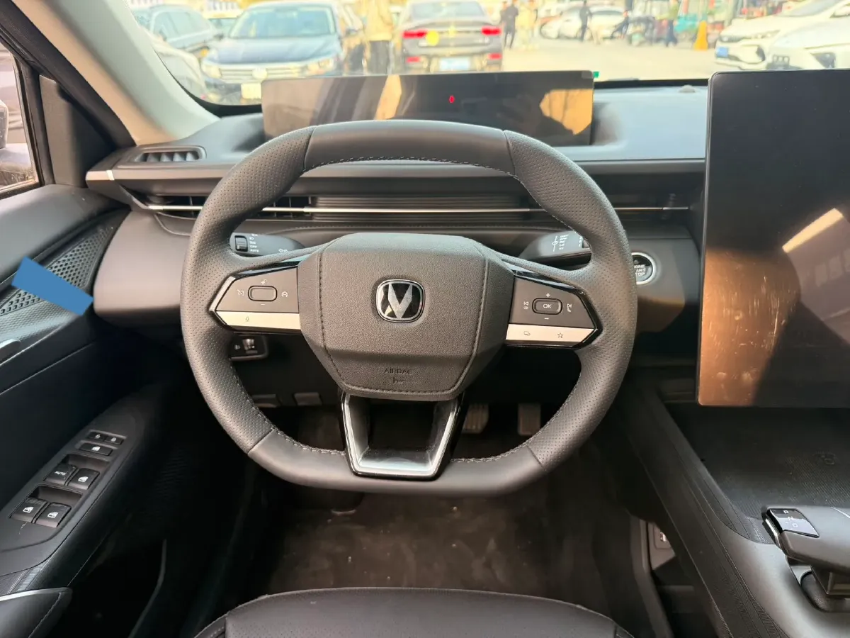 2024 ChangAn Eado 1.5T 170HP L4 7DCT,autocango,china used car exporter,china ev exporter,chinese used car exporter,chinese used ev exporter