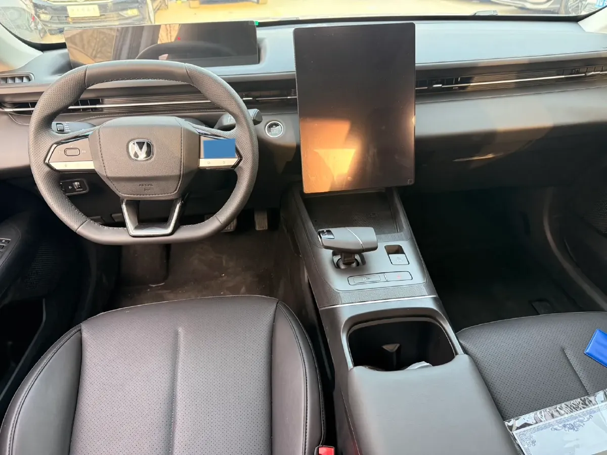 2024 ChangAn Eado 1.5T 170HP L4 7DCT,autocango,china used car exporter,china ev exporter,chinese used car exporter,chinese used ev exporter