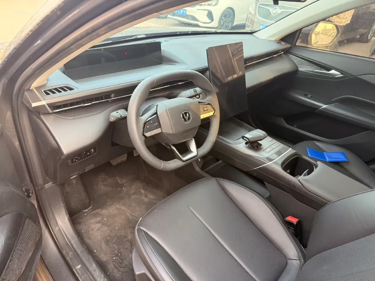 2024 ChangAn Eado 1.5T 170HP L4 7DCT,autocango,china used car exporter,china ev exporter,chinese used car exporter,chinese used ev exporter