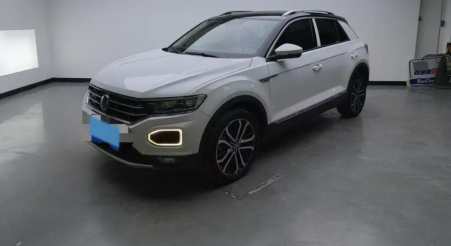 2022 Volkswagen T-Roc 1.4T 150HP L4 7DCT,autocango,china used car exporter,china ev exporter,chinese used car exporter,chinese used ev exporter