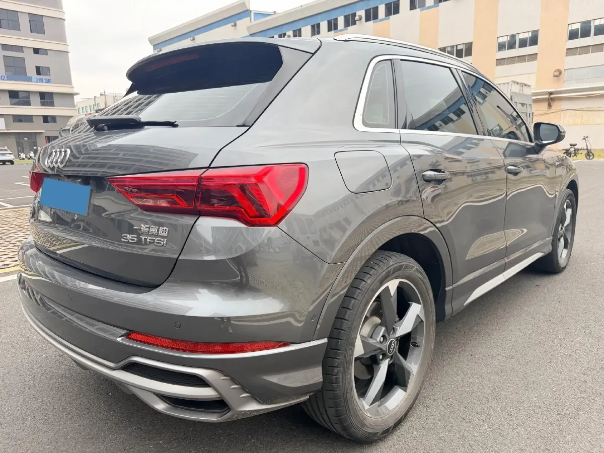 2022 Audi Q3 1.4T 150HP L4 7DCT,autocango,china used car exporter,china ev exporter,chinese used car exporter,chinese used ev exporter