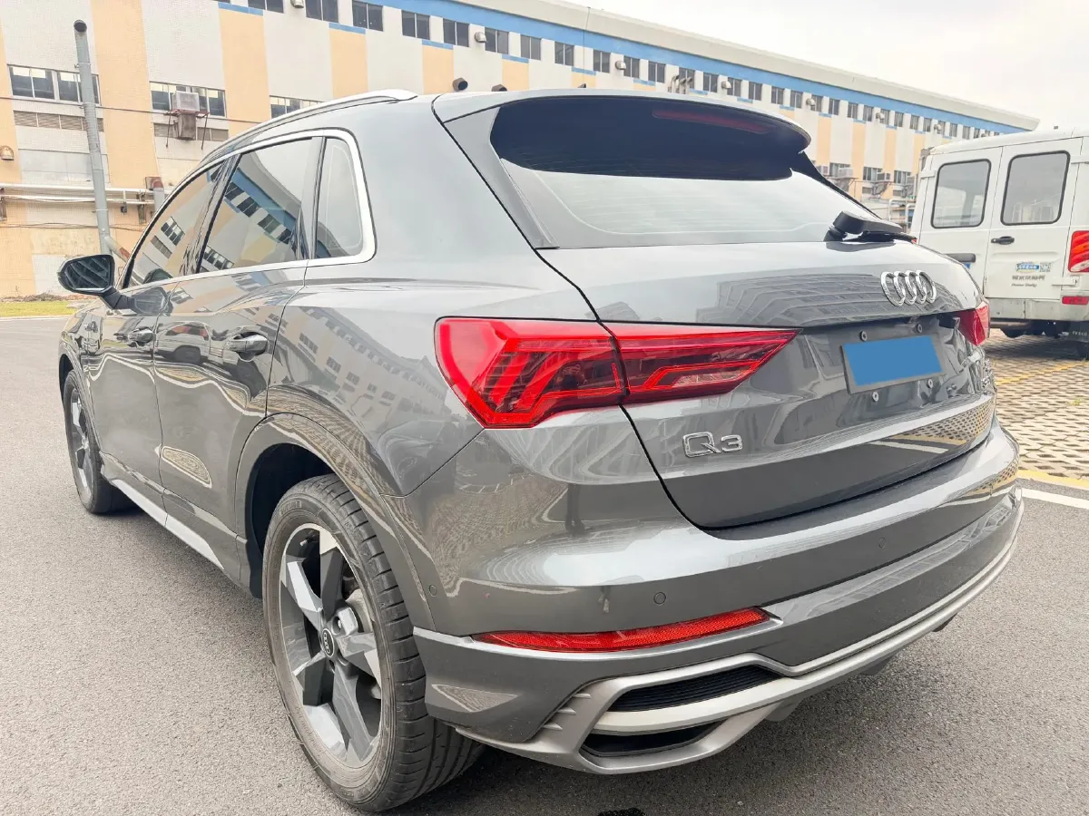 2022 Audi Q3 1.4T 150HP L4 7DCT,autocango,china used car exporter,china ev exporter,chinese used car exporter,chinese used ev exporter