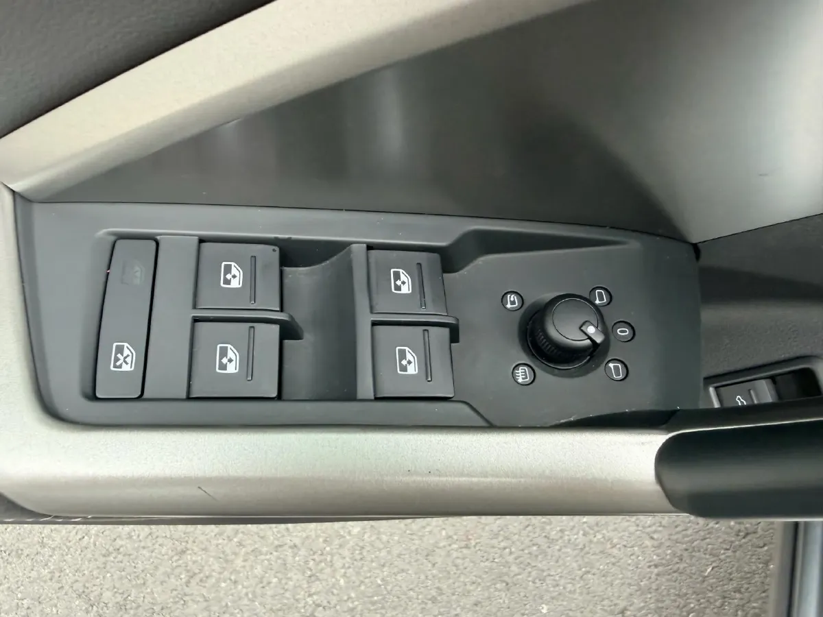 2022 Audi Q3 1.4T 150HP L4 7DCT,autocango,china used car exporter,china ev exporter,chinese used car exporter,chinese used ev exporter