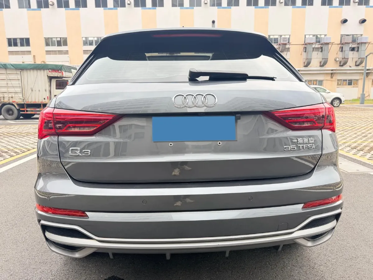 2022 Audi Q3 1.4T 150HP L4 7DCT,autocango,china used car exporter,china ev exporter,chinese used car exporter,chinese used ev exporter