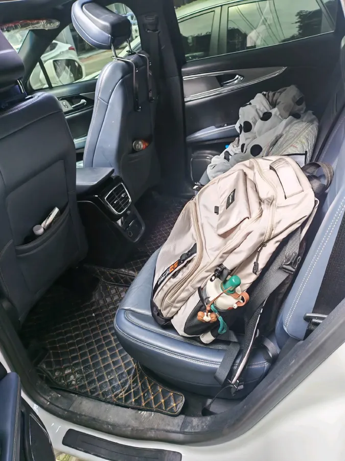 2021 Lincoln Nautilus 2.0T 245HP L4 8AT,autocango,china used car exporter,china ev exporter,chinese used car exporter,chinese used ev exporter