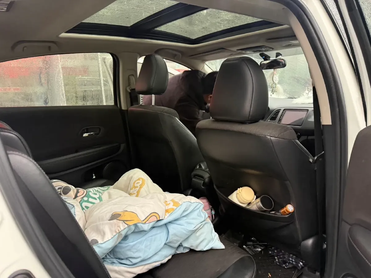 2022 Honda Vezel 1.5L 131HP L4 CVT,autocango,china used car exporter,china ev exporter,chinese used car exporter,chinese used ev exporter