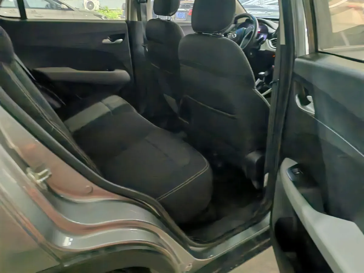 2017 BaoJun 510 1.5L 112HP L4 6MT,autocango,china used car exporter,china ev exporter,chinese used car exporter,chinese used ev exporter