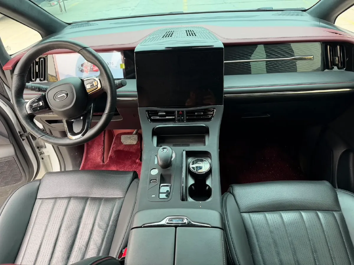 2023 GAC Trumpchi M8 2.0T 252HP L4 8AT,autocango,china used car exporter,china ev exporter,chinese used car exporter,chinese used ev exporter