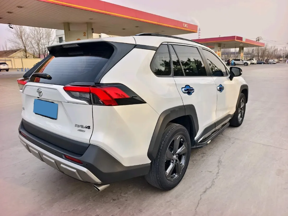 2022 Toyota RAV4 2.0L 171HP L4 CVT,autocango,china used car exporter,china ev exporter,chinese used car exporter,chinese used ev exporter
