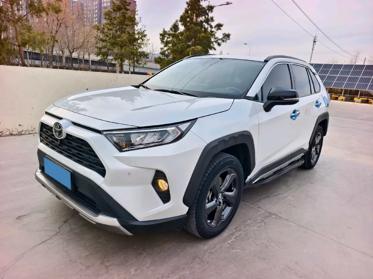 2022 Toyota RAV4 2.0L 171HP L4 CVT,autocango,china used car exporter,china ev exporter,chinese used car exporter,chinese used ev exporter