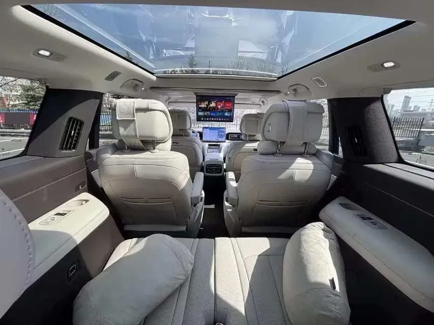 2025 Denza DenzaN9 2.0T 207HP L4 E-CVT PHEV,autocango,china used car exporter,china ev exporter,chinese used car exporter,chinese used ev exporter