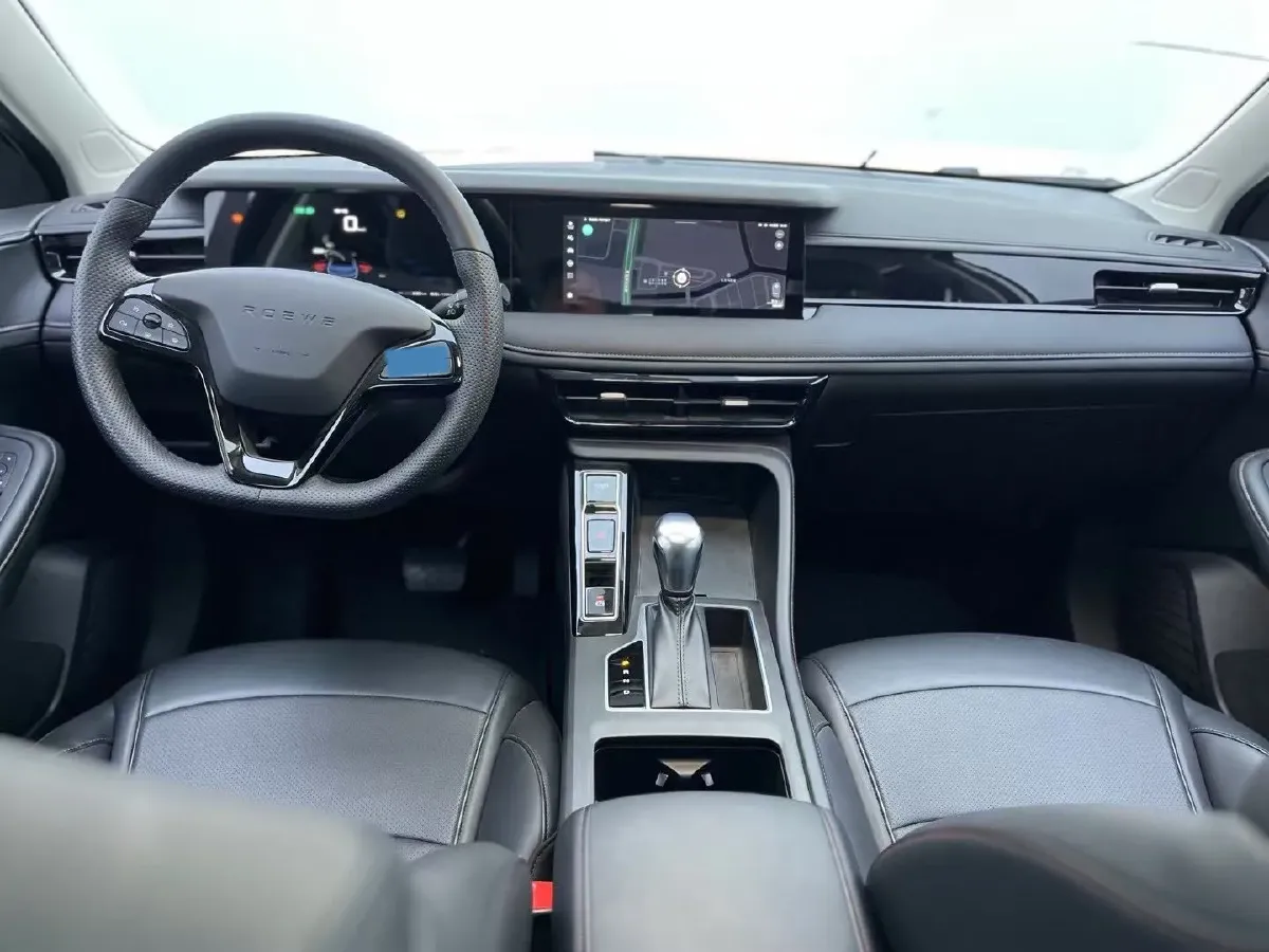 2024 Roewe i5 1.5L 129HP L4 CVT,autocango,china used car exporter,china ev exporter,chinese used car exporter,chinese used ev exporter