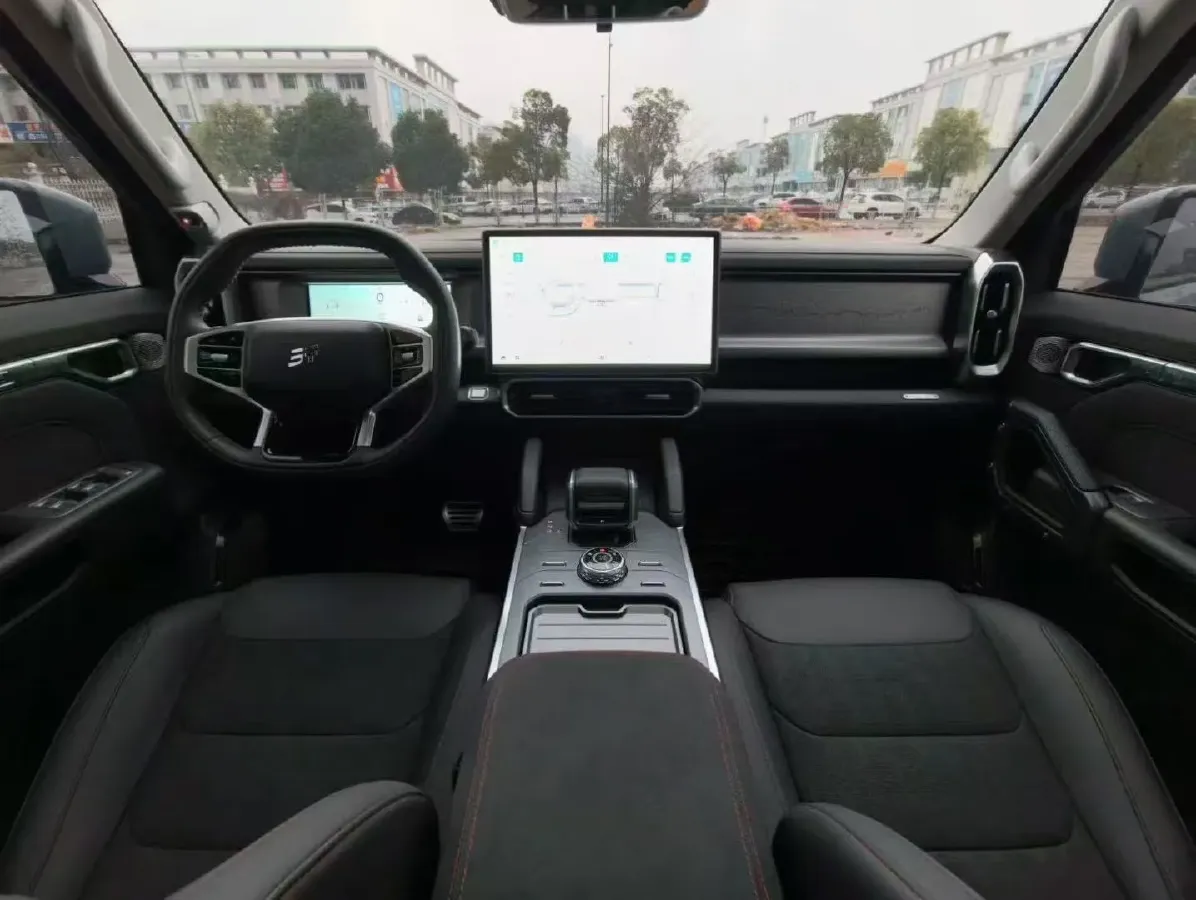 2023 Jetour Traveller 2.0T 254HP L4 7DCT,autocango,china used car exporter,china ev exporter,chinese used car exporter,chinese used ev exporter